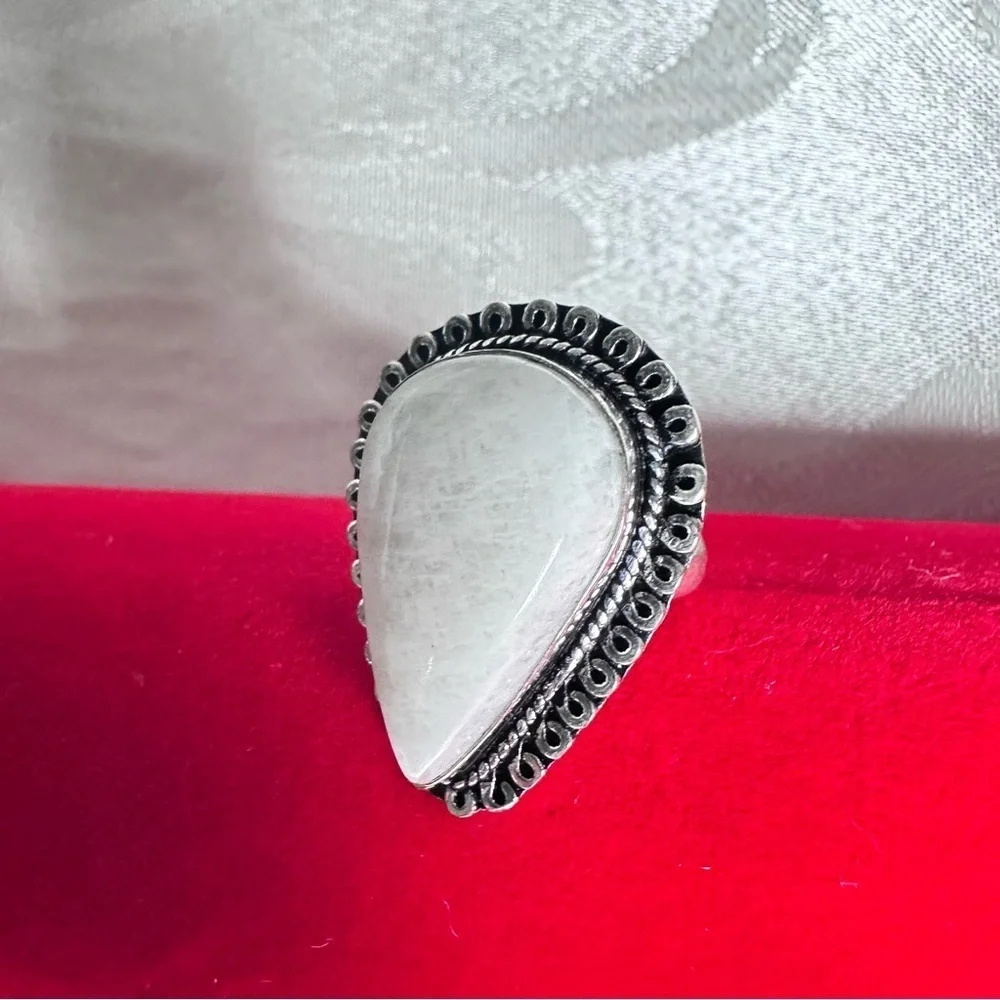 Hand Crafted Artisan Jewelry Silver White MILKY QUARTZ Bezel Silver Statement